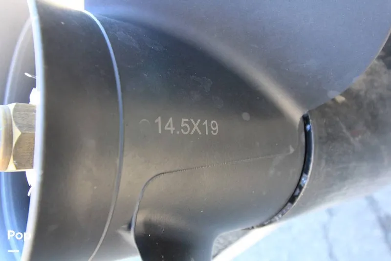 Slide: The Image of Crownline Boats 225 SS 2016 - 15120779