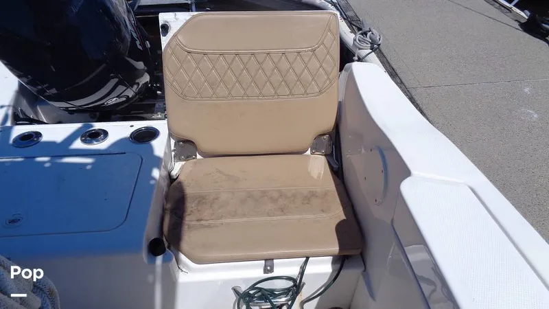 Slide: The Image of Trophy 22T 2021 - 15784077