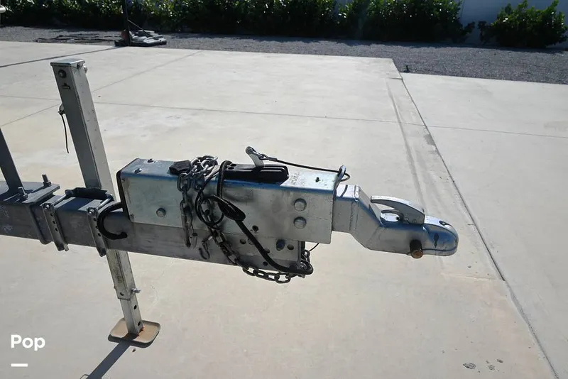 Slide: The Image of Cobia 240 DC 2021 - 15160448
