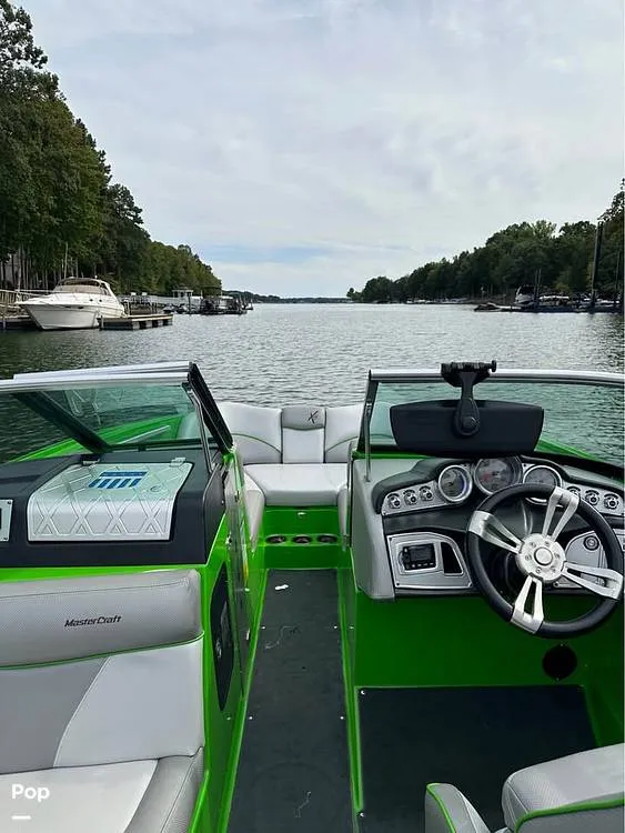 Slide: The Image of Mastercraft X20 2016 - 15627400