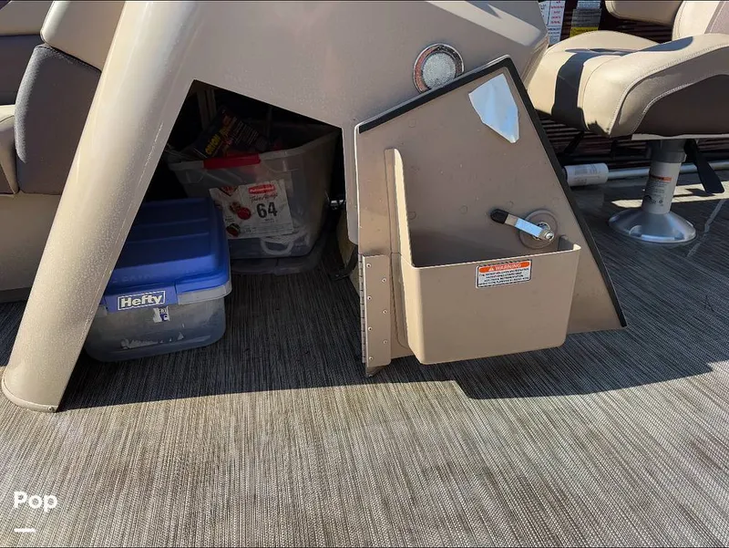 Slide: The Image of Bennington SX21 2020 - 15084065