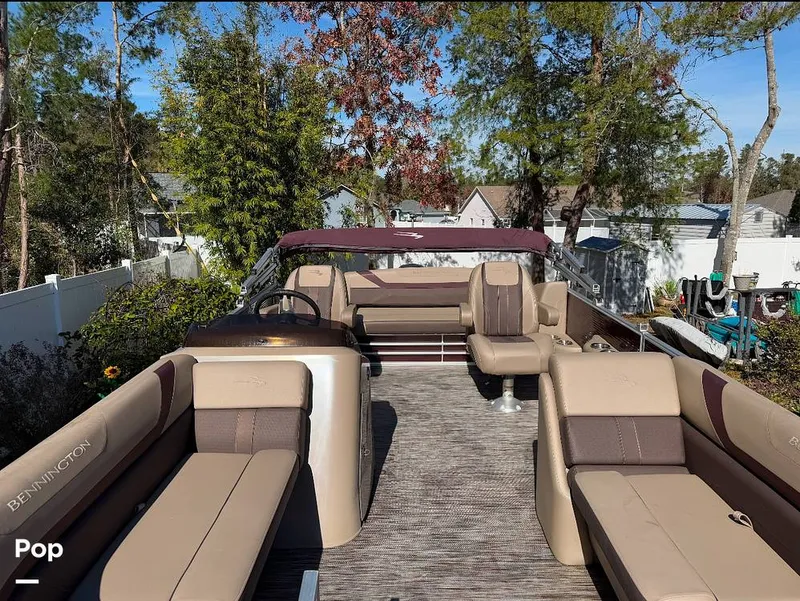 Slide: The Image of Bennington SX21 2020 - 15084072