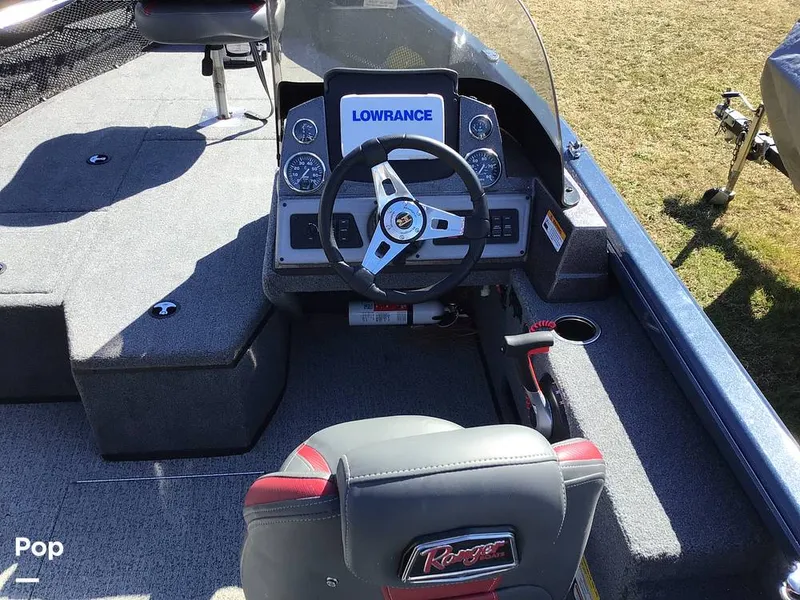 Slide: The Image of Ranger Boats VS1882 2023 - 15166544