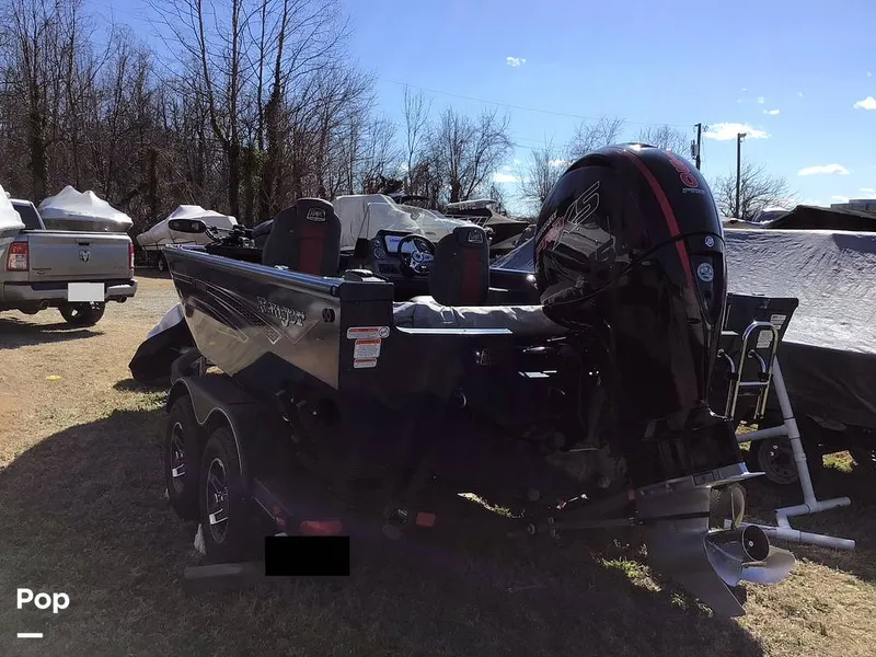 Slide: The Image of Ranger Boats VS1882 2023 - 15166523