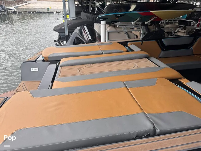 Slide: The Image of Heyday WT 2DC 2022 - 15145493