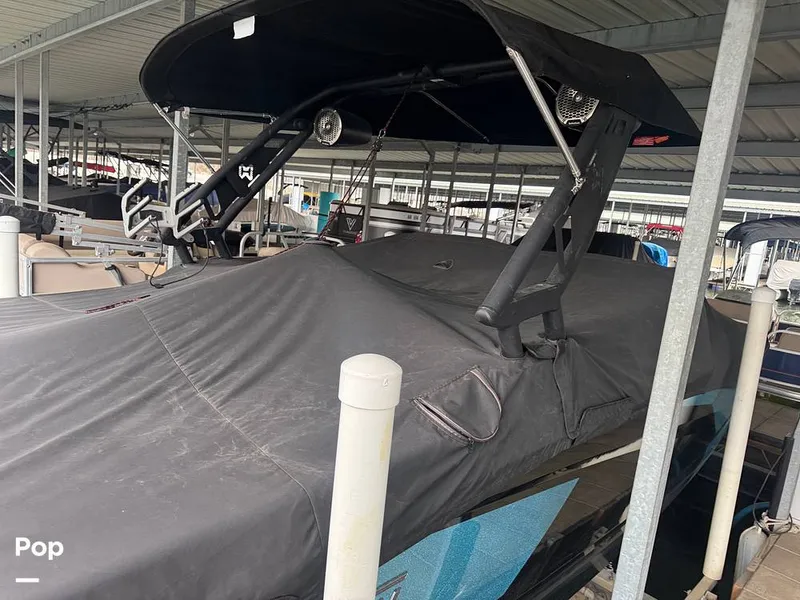 Slide: The Image of Heyday Wake Boats WT 2DC 2022 - 15145473