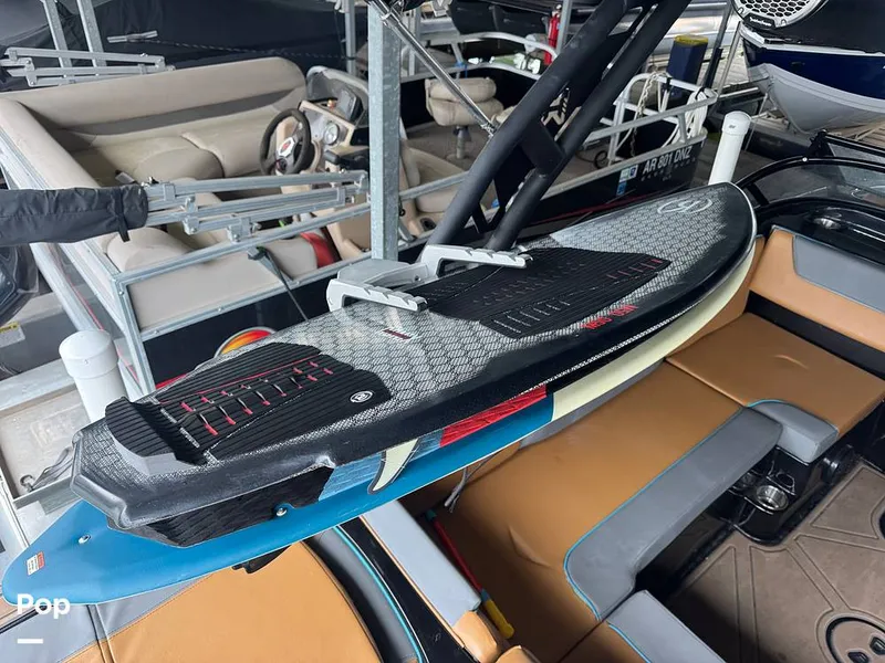 Slide: The Image of Heyday Wake Boats WT 2DC 2022 - 15145491