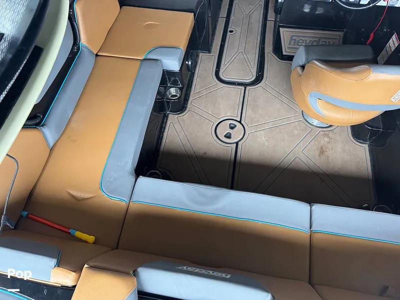 Slide: The Image of Heyday Wake Boats WT 2DC 2022 - 15145492