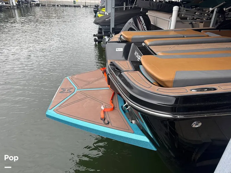 Slide: The Image of Heyday Wake Boats WT 2DC 2022 - 15145501