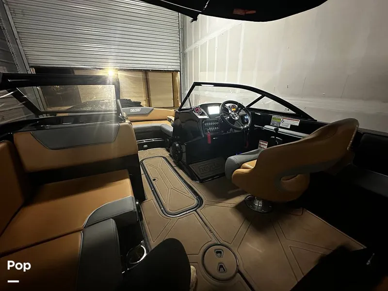 Slide: The Image of Heyday Wake Boats WT 2DC 2022 - 15083703