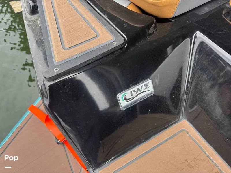 Slide: The Image of Heyday Wake Boats WT 2DC 2022 - 15145467