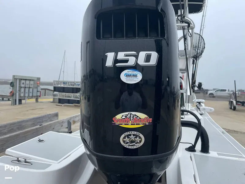 Slide: The Image of Suzuki 150hp Engine - 15106737