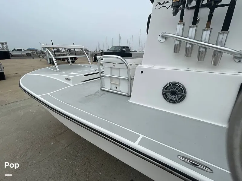 Slide: The Image of Non-skid Deck/cleat Pull Up - 15105401