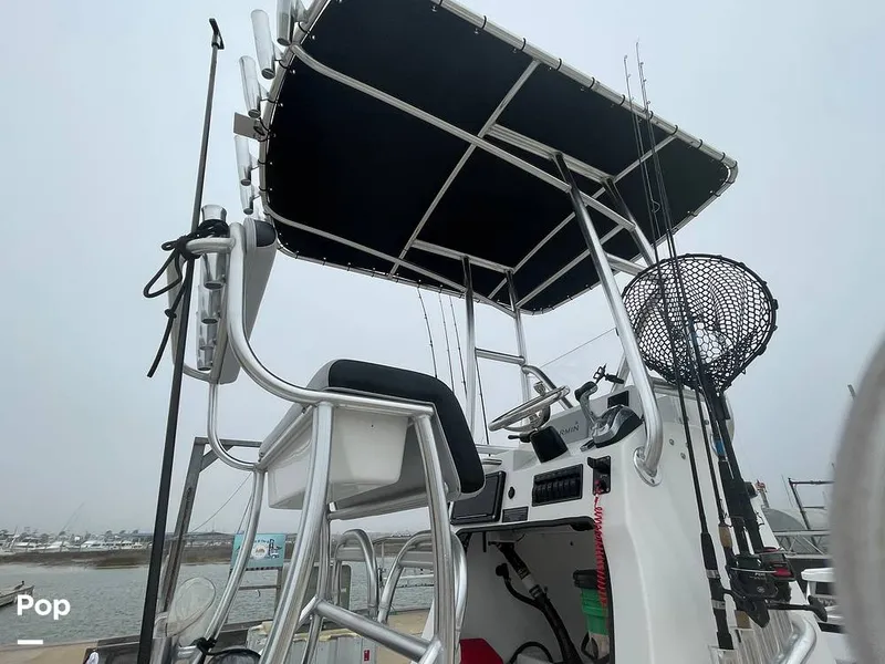 Slide: The Image of Canvas T-top - 15105476