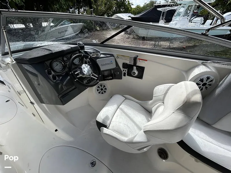 Slide: The Image of Larson LXI 292 2013 - 15939332