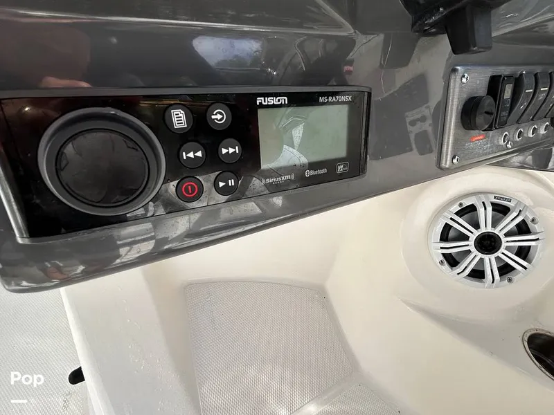 Slide: The Image of Larson LXI 292 2013 - 15939365