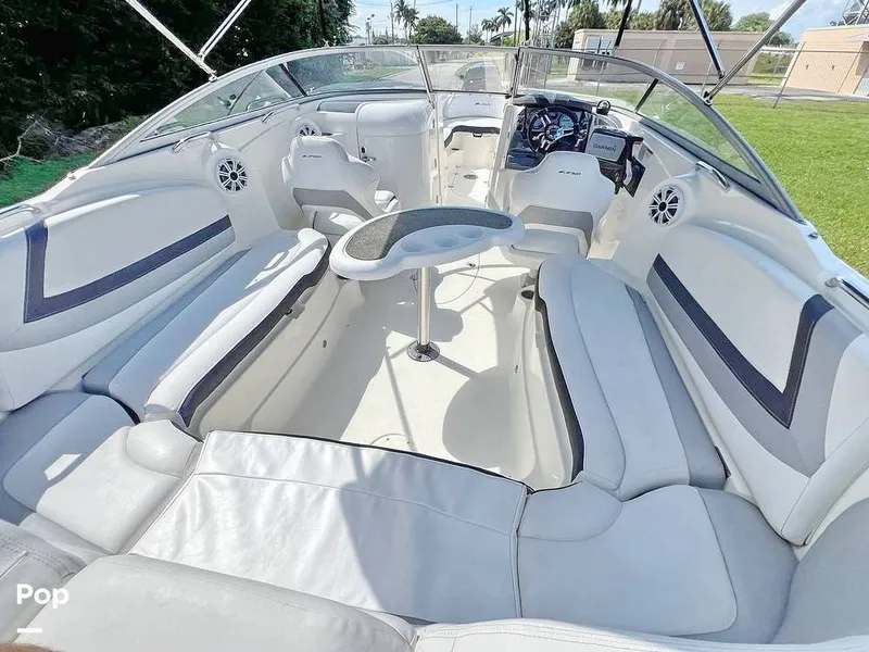 Slide: The Image of Larson LXI 292 2013 - 15909033