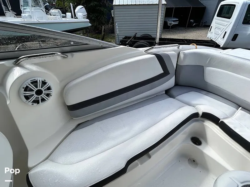 Slide: The Image of Larson LXI 292 2013 - 15939356