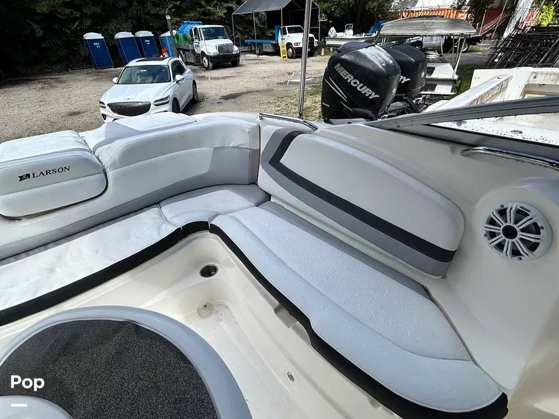 Slide: The Image of Larson LXI 292 2013 - 15939357