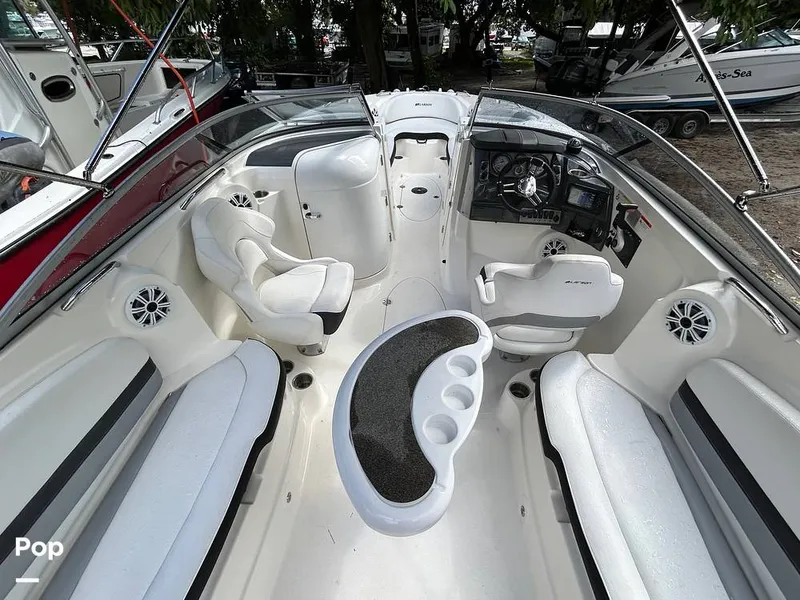 Slide: The Image of Larson LXI 292 2013 - 15939368