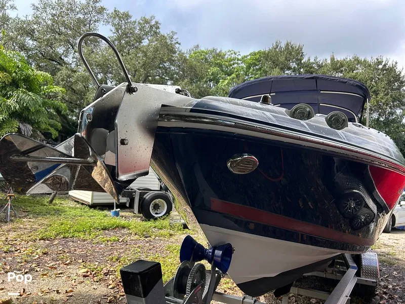 Slide: The Image of Larson LXI 292 2013 - 15939393