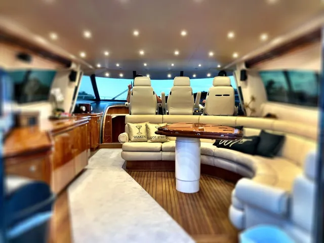 Slide: The Image of Sunseeker 80 Predator 80' 1998 - 4