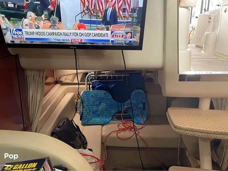 Slide: The Image of Sea Ray 300 Sundancer 2005 - 15227987