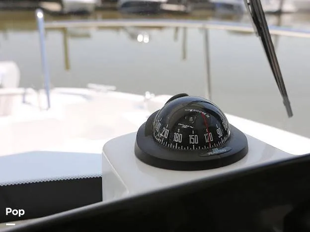 Slide: The Image of Compass - 15106229