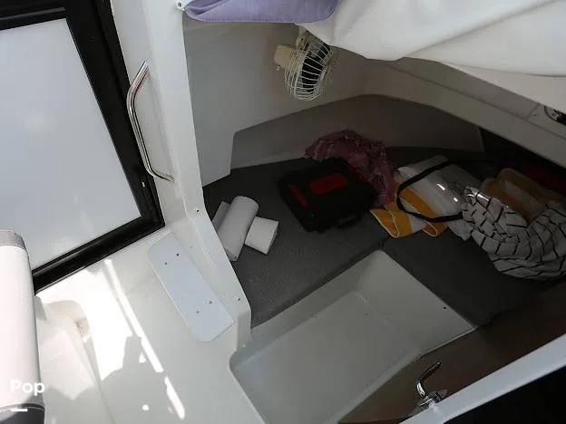Slide: The Image of Shot From Cabin To Bow Cabin - 15106238