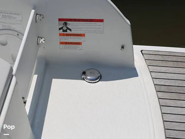 Slide: The Image of Rear Fuel Tank Fill - 15106264