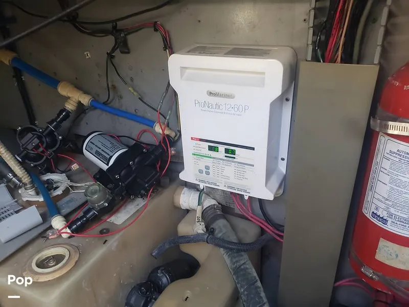 Slide: The Image of Sea Ray 450 Express Bridge 2001 - 15910062