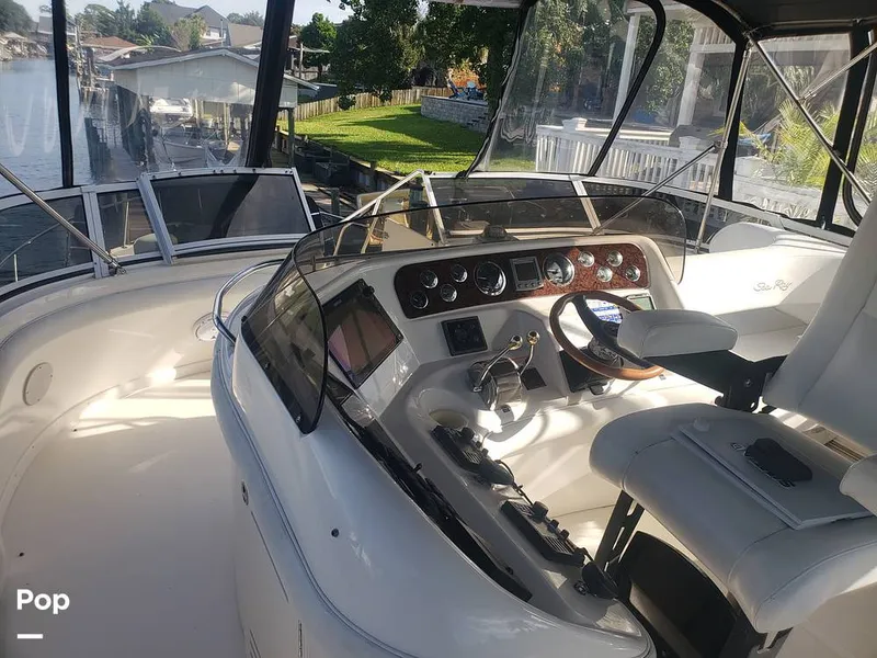 Slide: The Image of Sea Ray 450 Express Bridge 2001 - 15909912