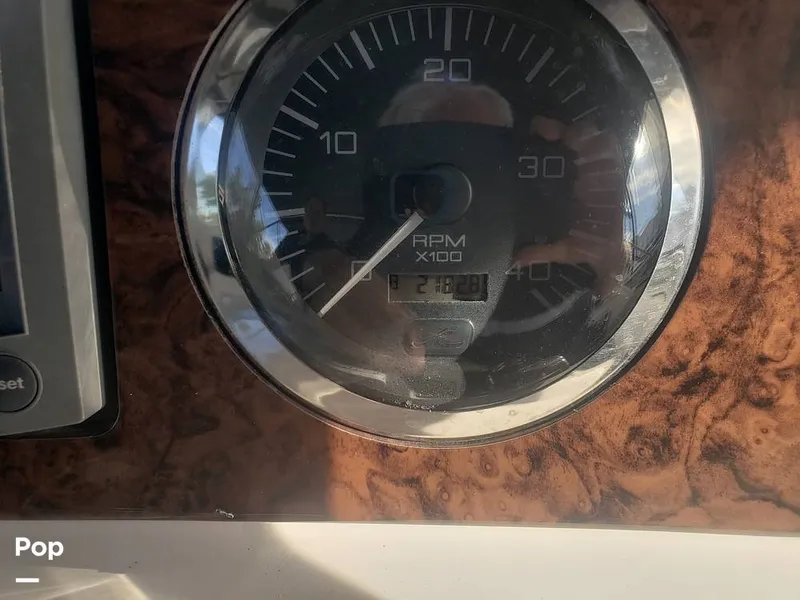 Slide: The Image of Sea Ray 450 Express Bridge 2001 - 15909970