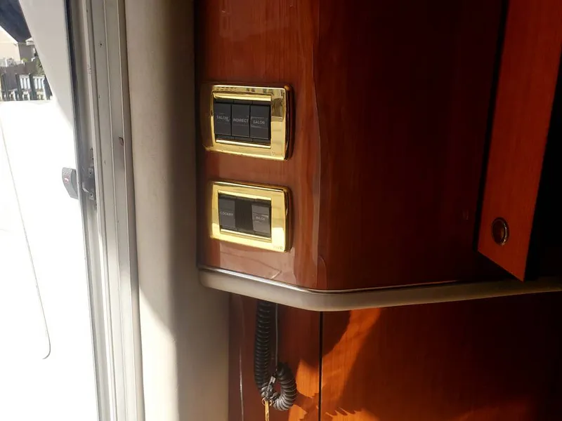 Slide: The Image of Sea Ray 450 Express Bridge 2001 - 15909992