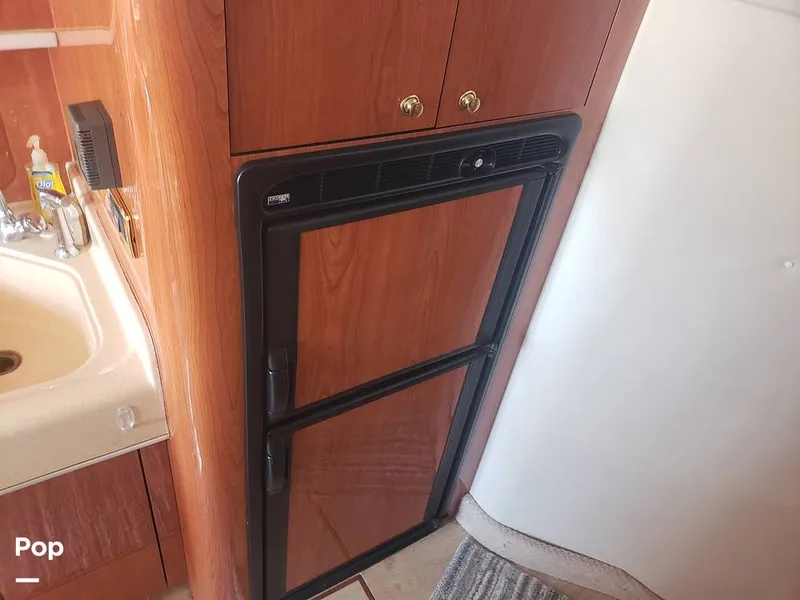 Slide: The Image of Sea Ray 450 Express Bridge 2001 - 15910018