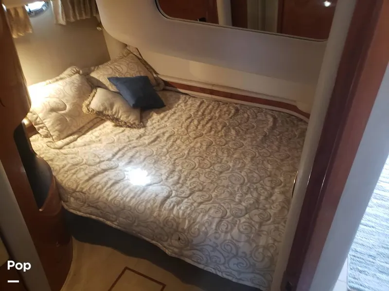 Slide: The Image of Sea Ray 450 Express Bridge 2001 - 15910023