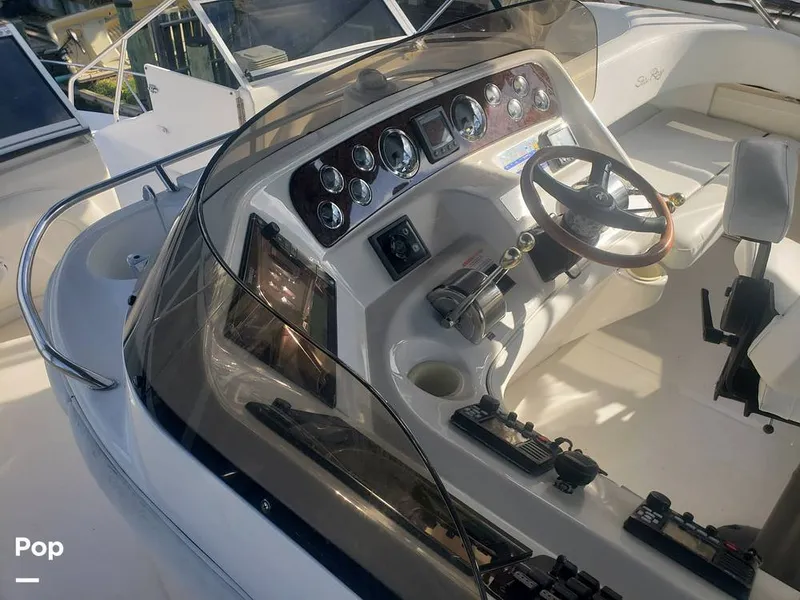 Slide: The Image of Sea Ray 450 Express Bridge 2001 - 15909982