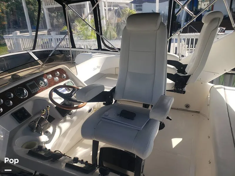 Slide: The Image of Sea Ray 450 Express Bridge 2001 - 15909913