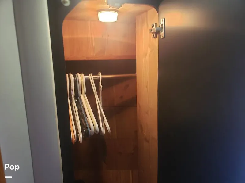 Slide: The Image of Sea Ray 450 Express Bridge 2001 - 15910042