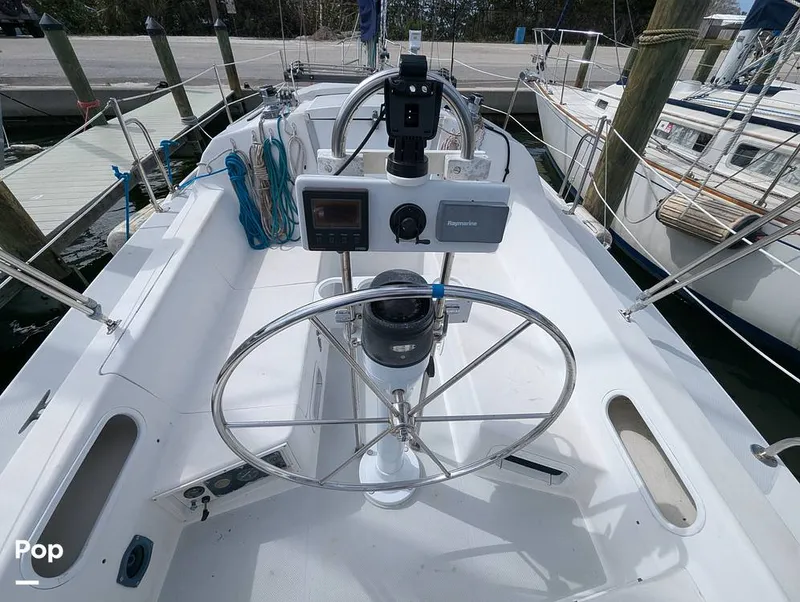 Slide: The Image of Catalina 270 1993 - 15292993