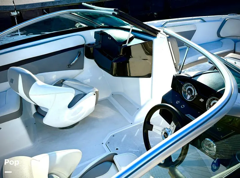 Slide: The Image of Four Winns HD200 2020 - 15124576