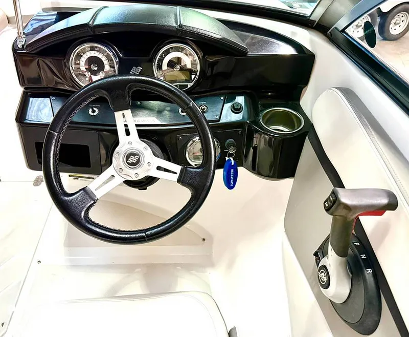 Slide: The Image of Four Winns HD200 2020 - 15124581