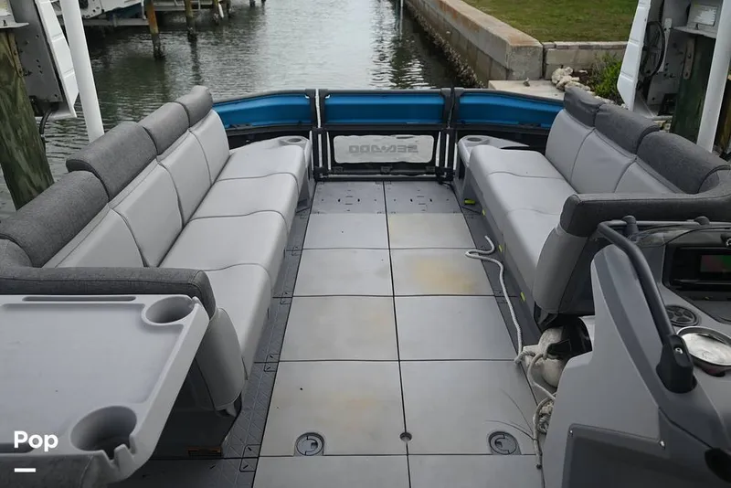 Slide: The Image of Sea-Doo Switch Cruise 21 2023 - 15194903