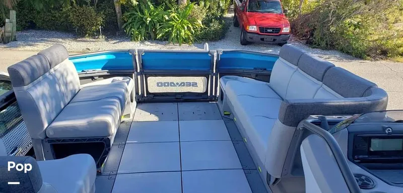 Slide: The Image of Sea-Doo Switch Cruise 21 2023 - 15136464