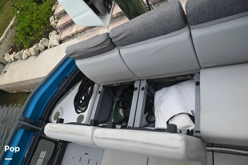 Slide: The Image of Sea-Doo Switch Cruise 21 2023 - 15194940