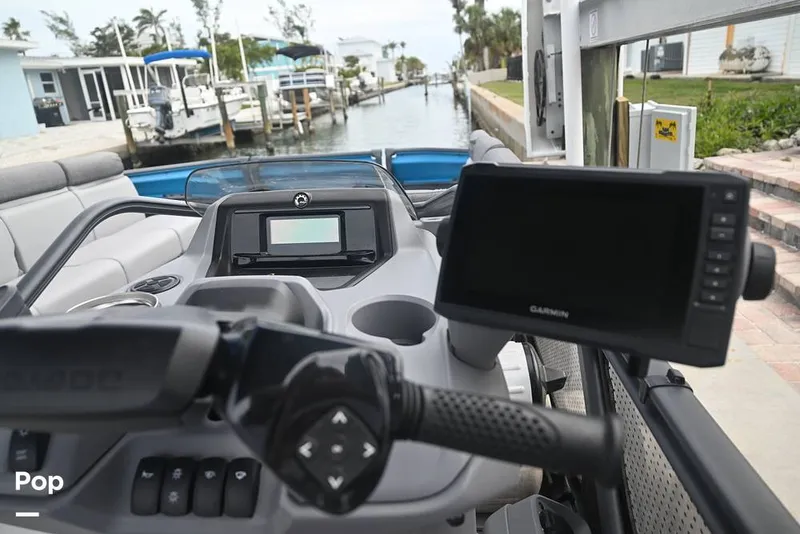 Slide: The Image of Sea-Doo Switch Cruise 21 2023 - 15194942