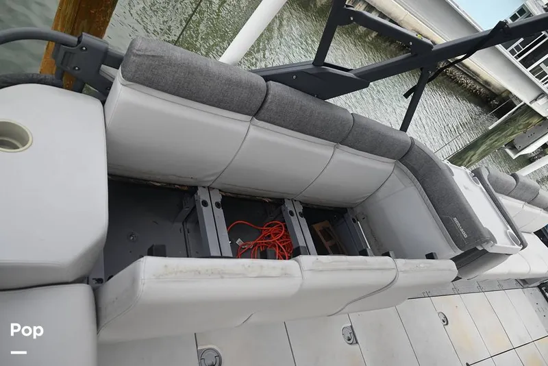 Slide: The Image of Sea-Doo Switch Cruise 21 2023 - 15194954