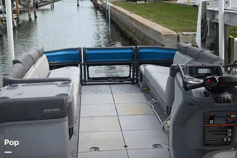 Slide: The Image of Sea-Doo Switch Cruise 21 2023 - 15194961