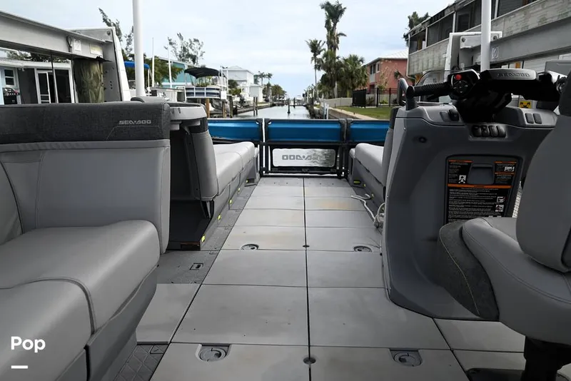 Slide: The Image of Sea-Doo Switch Cruise 21 2023 - 15194964