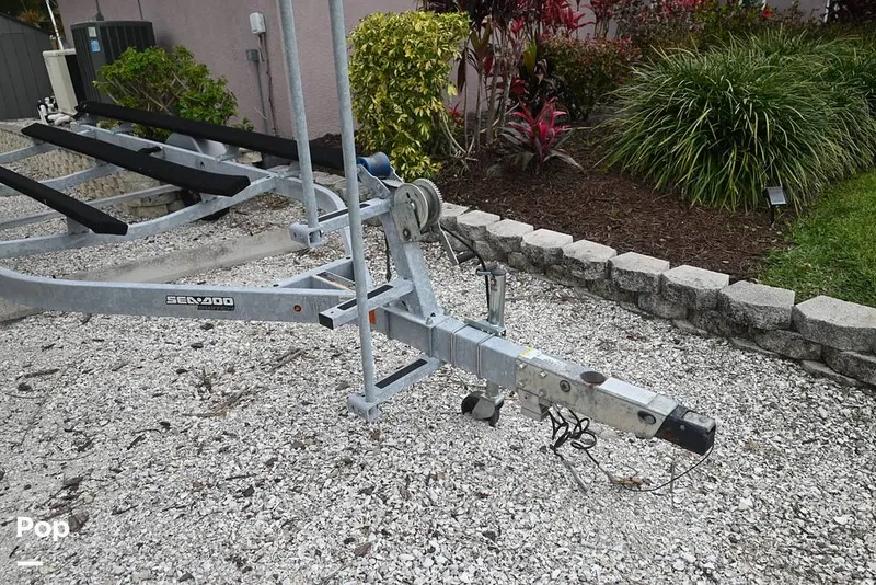 Slide: The Image of Sea-Doo Switch Cruise 21 2023 - 15194967